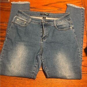 Fashion Nova Blue Ankle Cropped Jeans